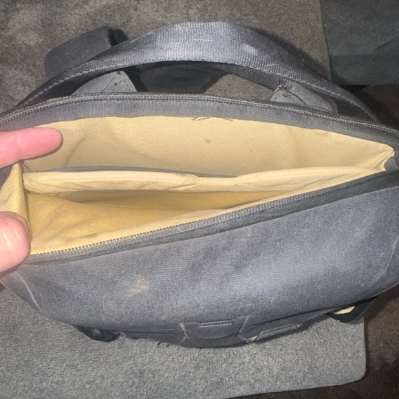 Peak Design 20L Black Photographers Backpack - Picture 7 of 10